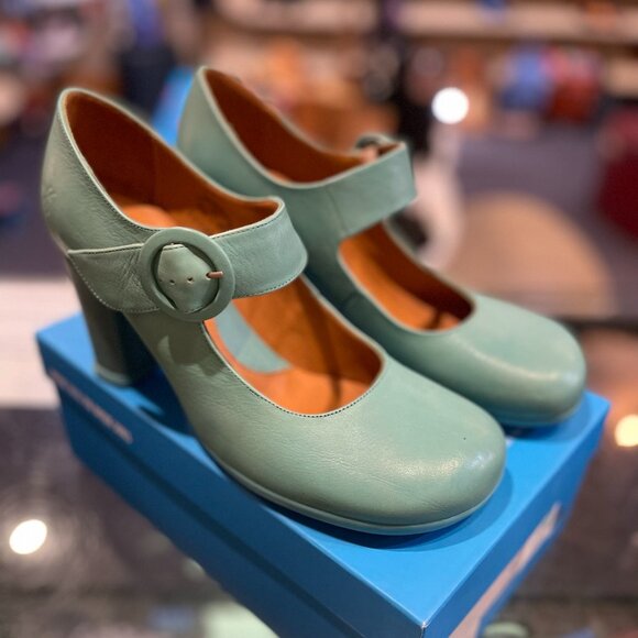 John Fluevog Shoes - JOHN FLUEVOG "CAREY" SOPRANO MARY JANE SIZE 11 (FITS WOMEN'S 10.5)